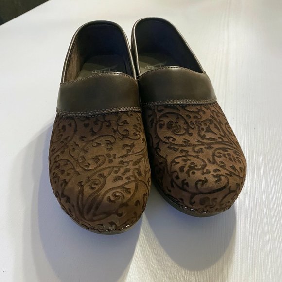 Dansko Prima Brown Floral Embossed Suede Leather Clogs EU Size 41 US Size 10.5 - Picture 5 of 12